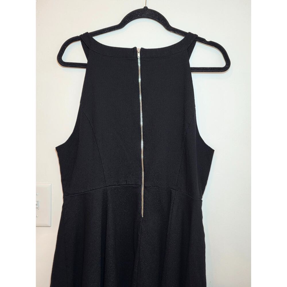 Torrid Classic Black Midi Dress size 18 2X Sleeveless Halter Stretch Skater LBD - Picture 5 of 8